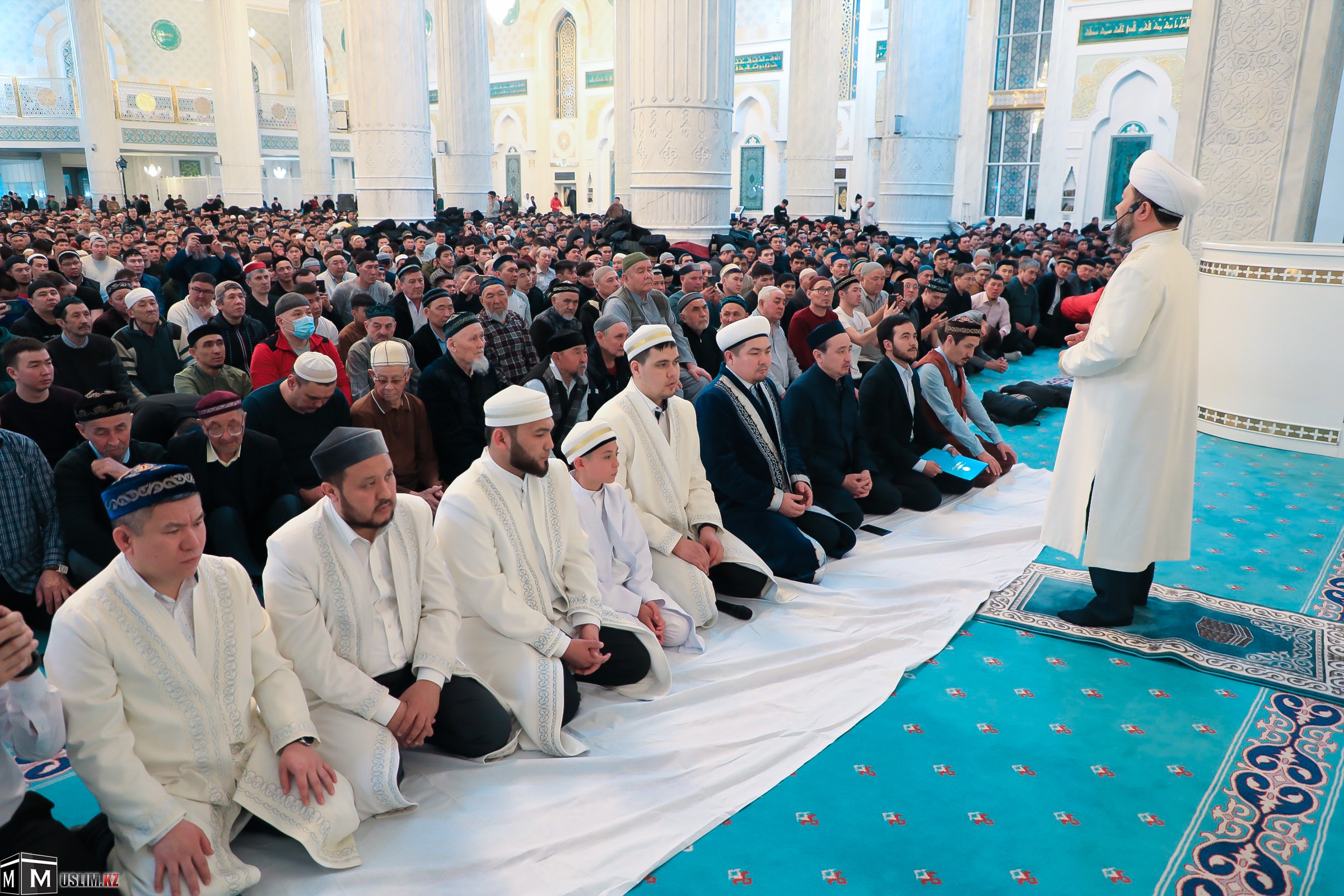 Тасьези намози тарових. Таравих намазы ничек укыла татарча. Таравих фазилеттери. Таравих намазы ничек укыла татарча. Таравих намаз в джума мечети.